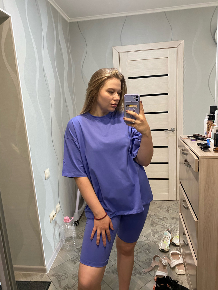 Отличный костюм, цвет красивый  хорошо сидит 46 на мой 48