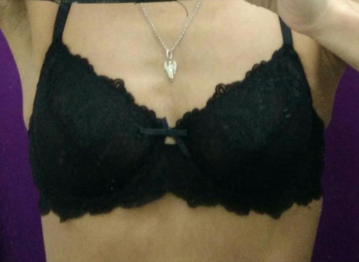 Сел идеально. В размер. Удобный, красивый. 