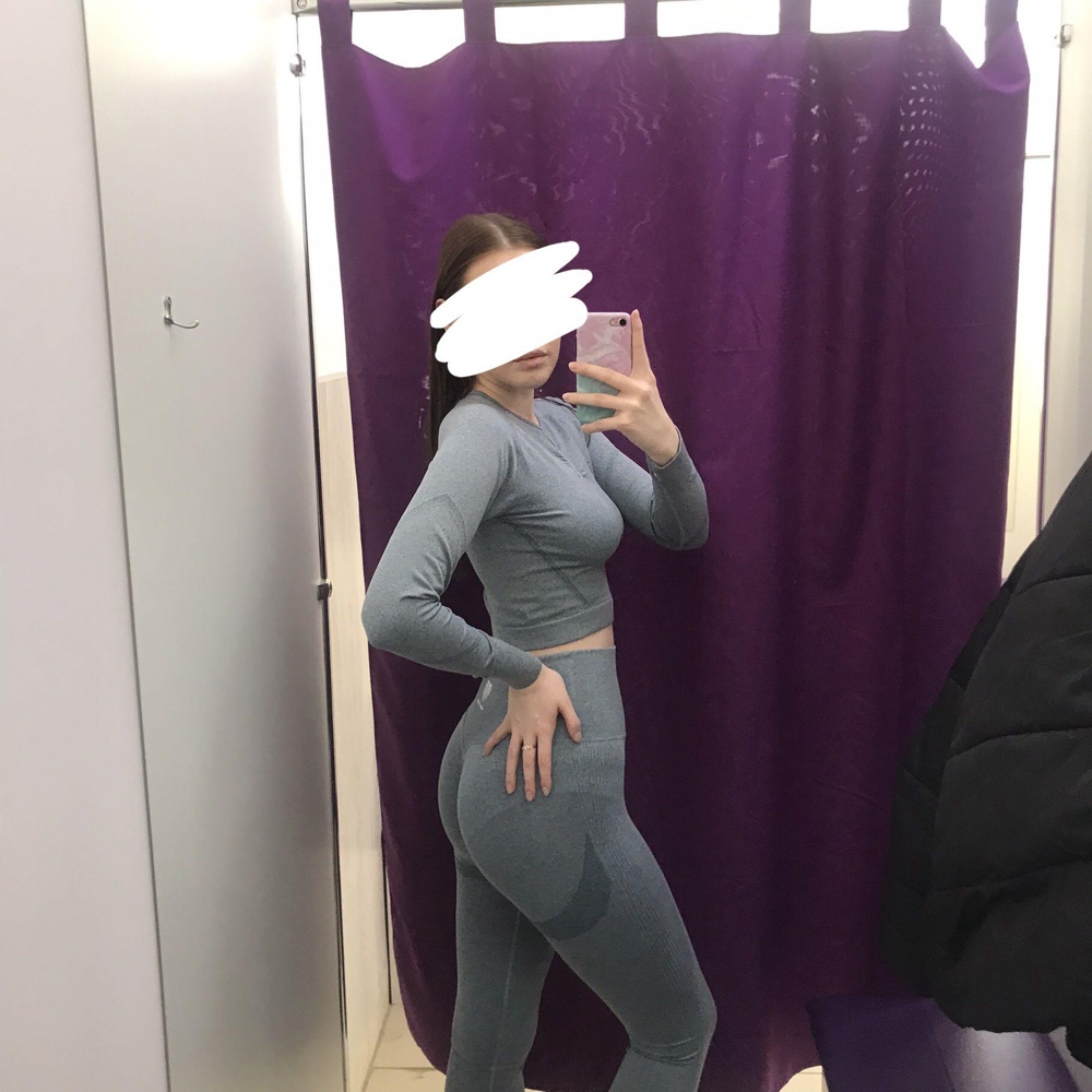 отлично, всё подошло по размеру, без дыр 