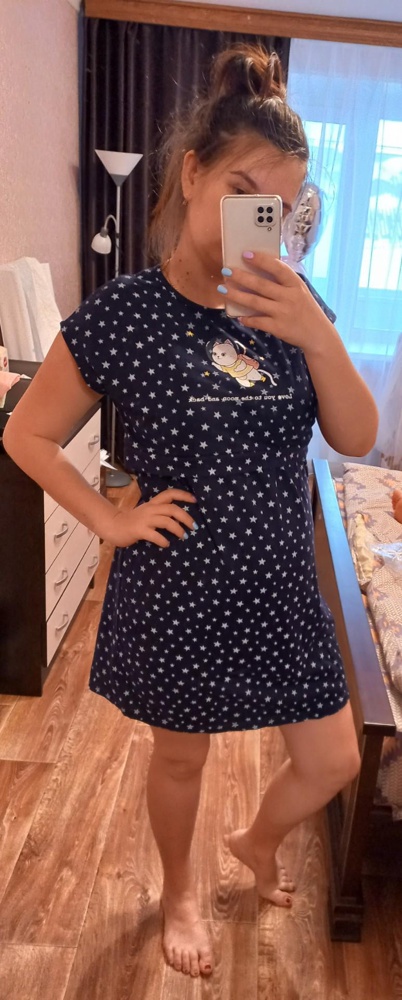 Размер соответствует. 
На свой 48 взяла размер 50, чтобы было свободное.
Карман для кормления не очень удобен лишь первое время, дело привычки.