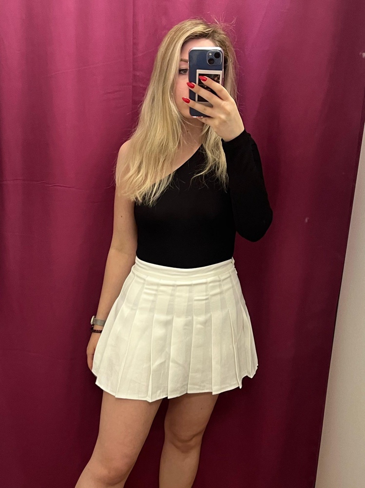 Боди кайф, очень мягкая и приятная ткань, при этом не сказать, что сильно просвечивает, мне очень нравится. 