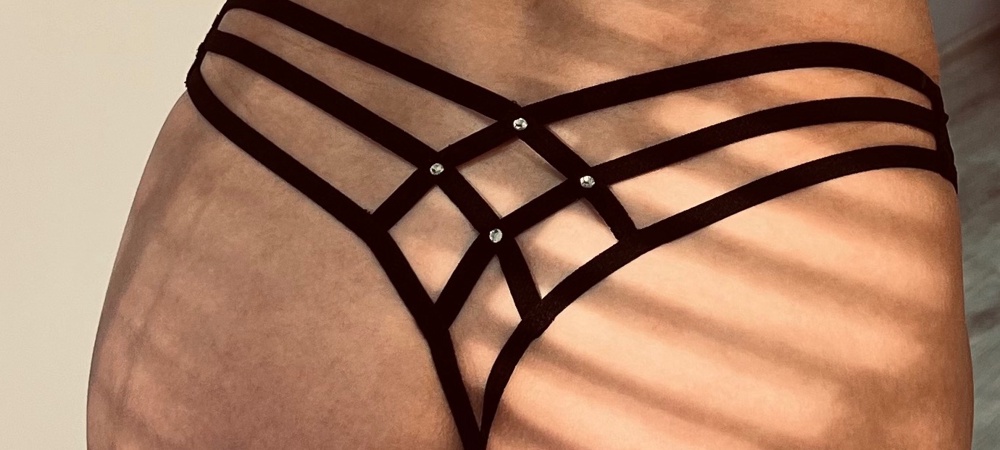 На лето бы взяла такие белые под сарафан ! Если будут поступления сообщите . В спорт зале в раздевалки девочки оценили )))маломерят слегка 