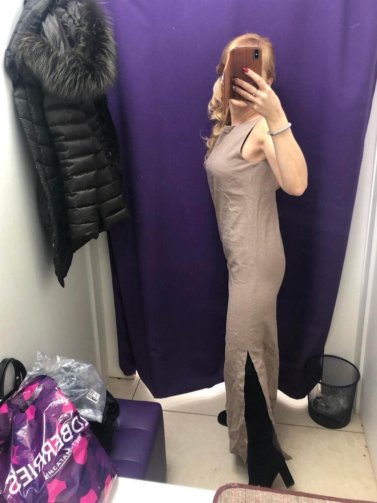 Платье конечно интеллигентное , классическое, лаконичное, очень понравилось, на 90-75-90 село отлично, но совершенно не возможно в нем находиться-оно колется, как стекловата , очень жаль, но отказ...