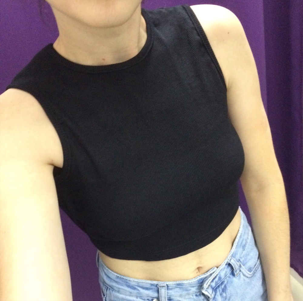 Классный топ .Осталась довольна.ткань приятная🔥🔥🔥