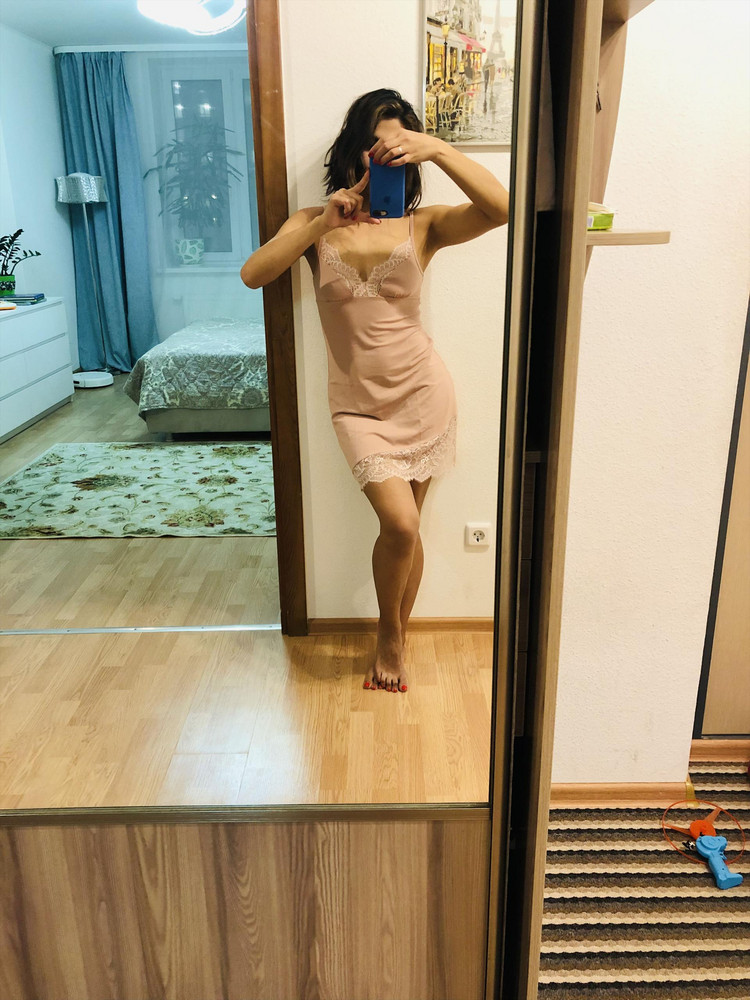 Ткань приятная , смотрится достойна , размер в размер 