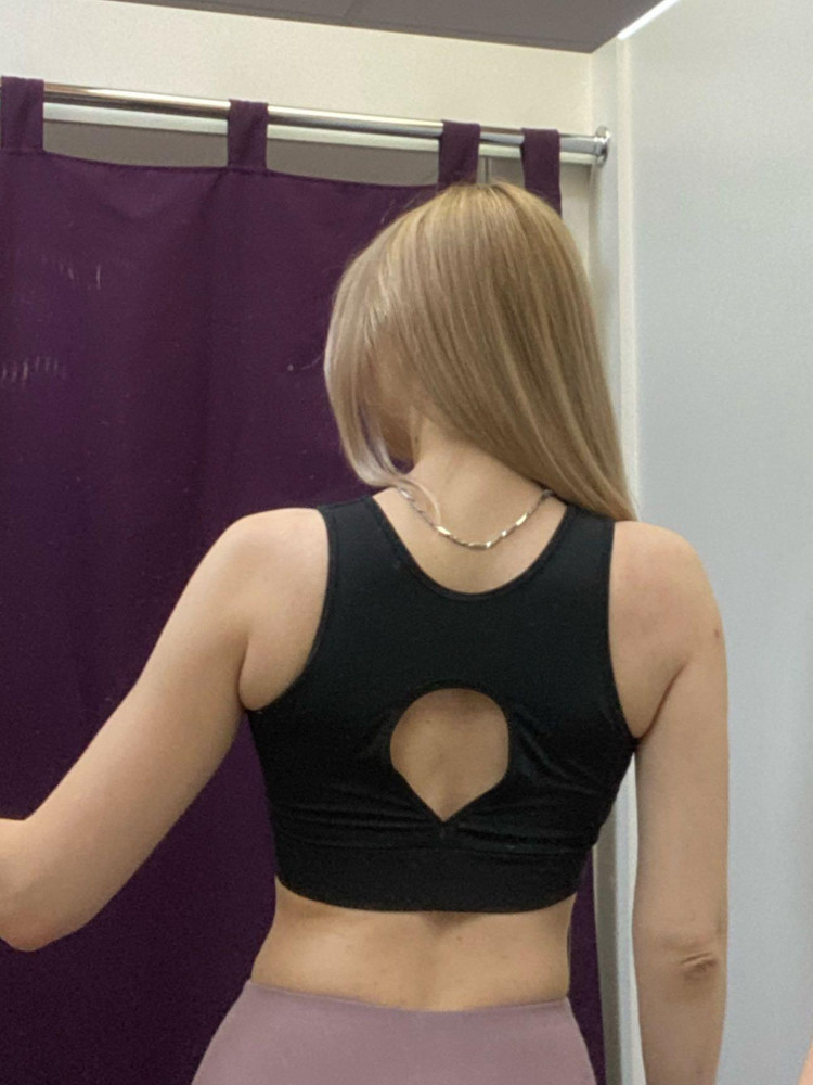 Супер топ! Красивый, комфортный, с отличной поддержкой, отлично для тренировок😍