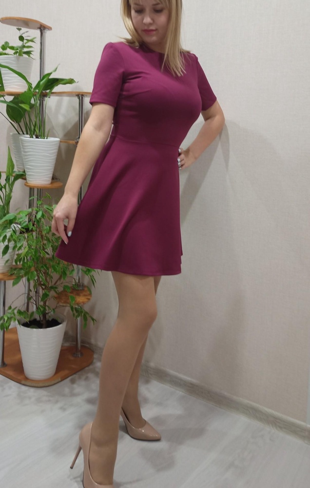 Отличное платье. Качество на высоте, село идеально! Спасибо продавцу!