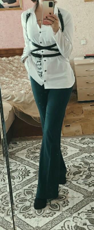 Соответствует, чёрных следов не оставляет