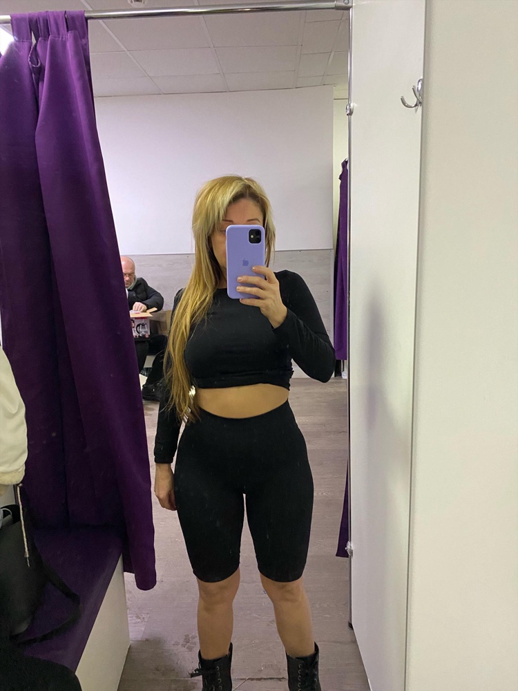 Качество хорошее, талия 67, бедра 93 , рост 155 взяла S, внизу не перетягивают, плотные,фигуру немного корректируют .