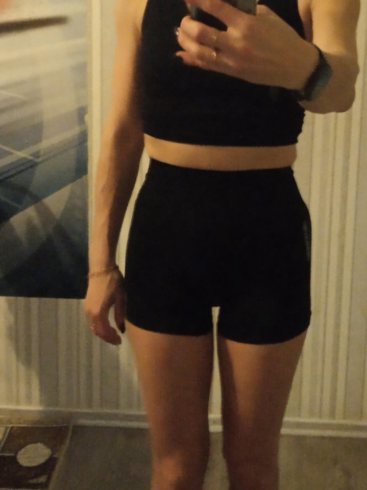 Классные шорты, сели идеально