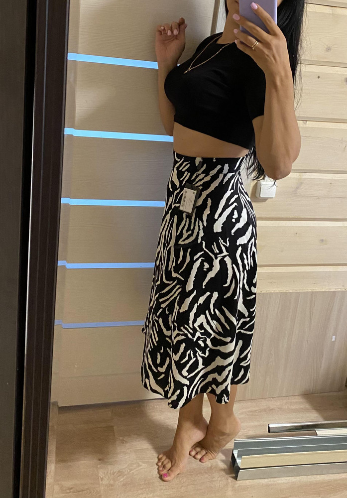 На свой 44 размер , села идеально 44 ! Юбочка очень понравилась 😻 