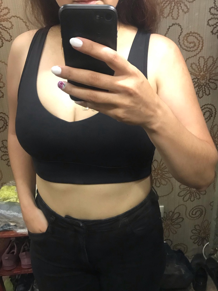 Топ понравился! Материал приятный. Очень красивая спинка