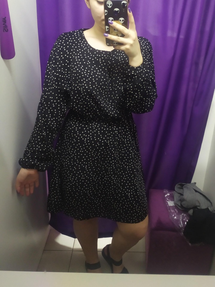 Платье просто шикарное , даже лучше чем я думала , материал пушка