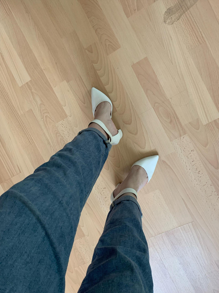 Туфли просто шикарные, размер в размер, лёгкие и очень удобные! Я очень довольна