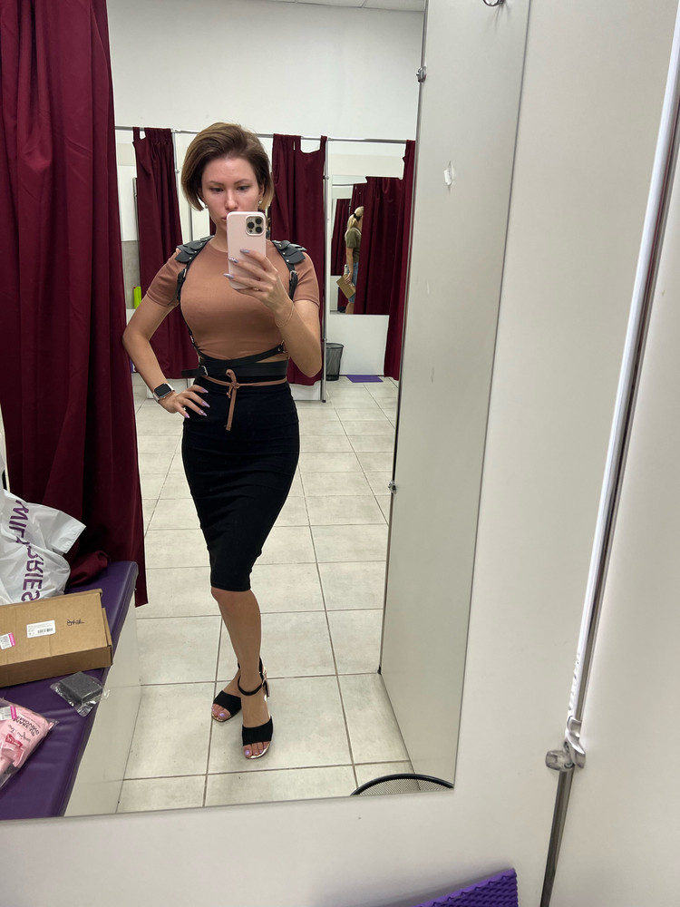 В комплекте не было второго ремешка без крылышек. Закажу ещё раз ,надеюсь что придёт в полной комплектации