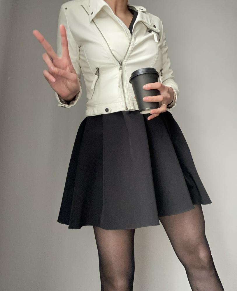 Красивое качественное платье, когда надела, получила миллион комплиментов 🤤
Рекомендую девочки ❤️‍🔥