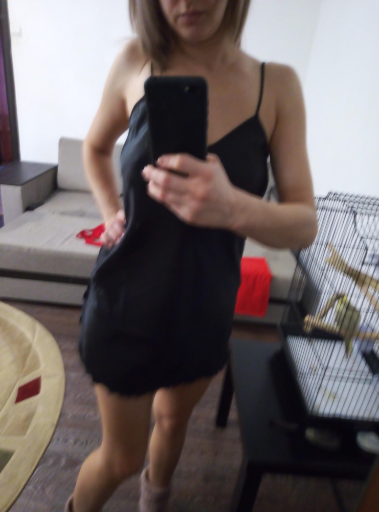 Отличная сорочка. Всё подошло. На 44 подошёл s. Не коротко, как пишут,хотя я высокая. Качество на высоте. Супер