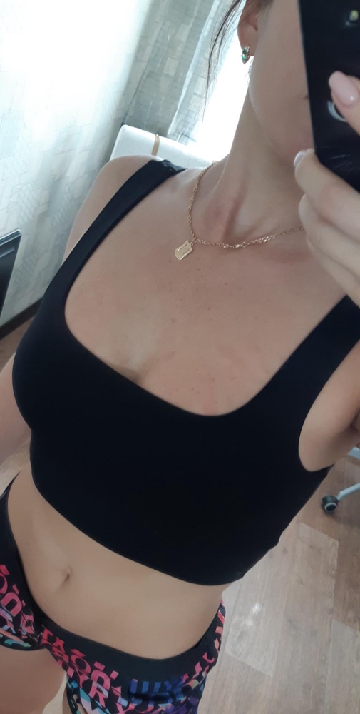 Топ шикарный))) на свои параметра м подошел идеально. Хорошая поддержка груди покупкой довольна)))