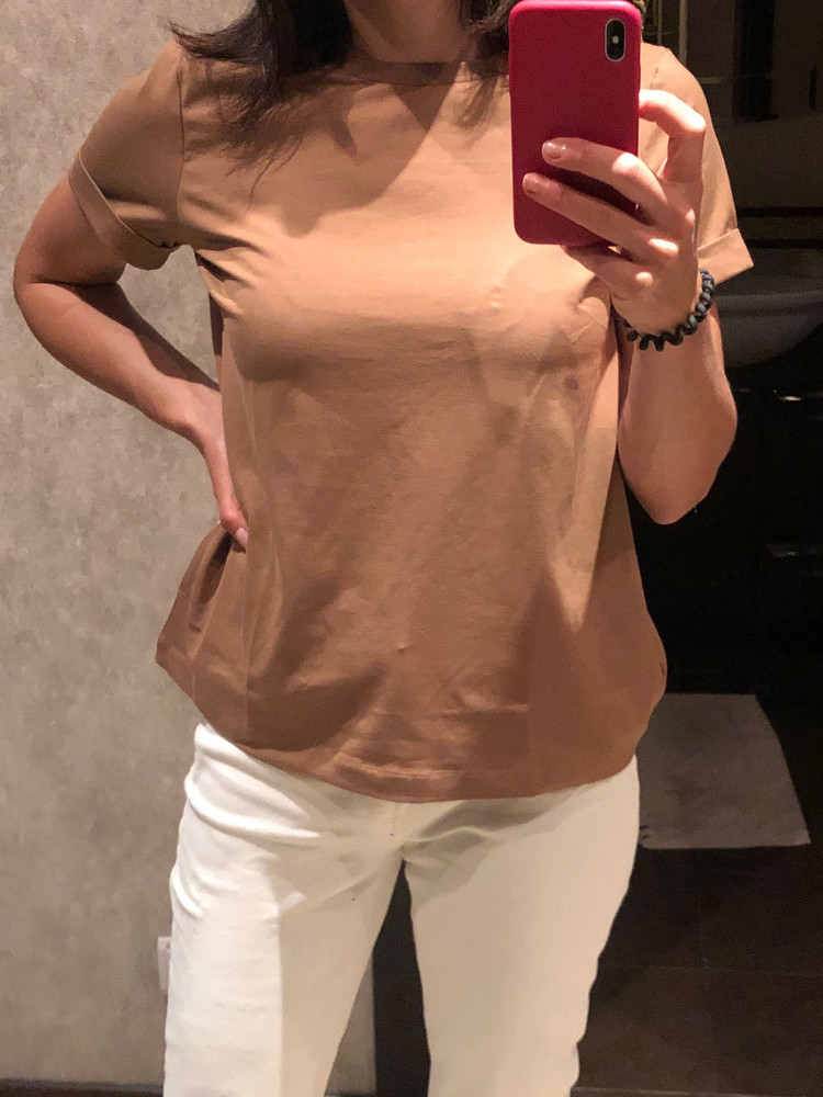 Хорошая футболка. Цвет соответствует. Размер соответствует.