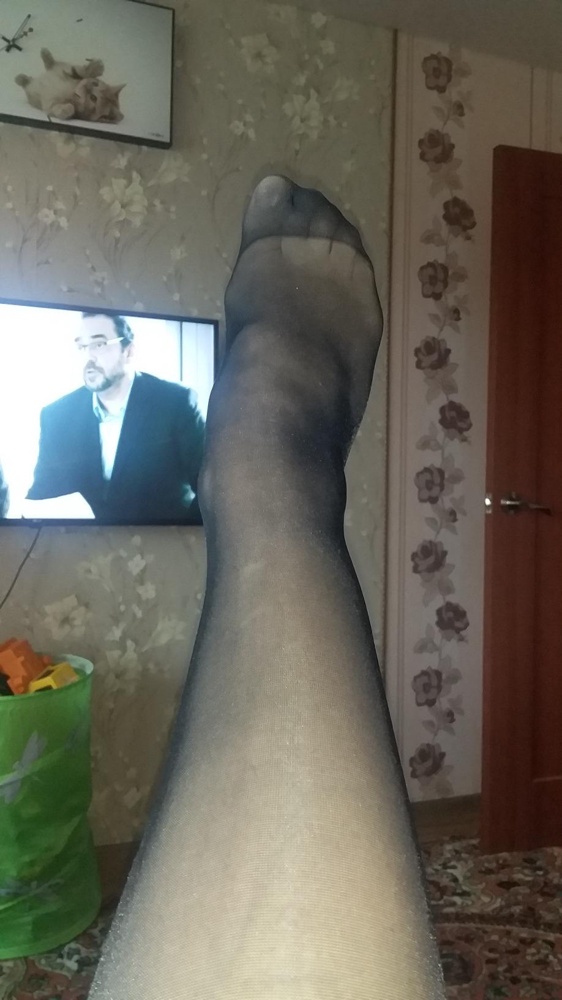 Приобрела 4 пары за 102 руб. Качество неплохое, но необходимо носить аккуратно затяжки появляются от малейшего прикосновения, очень эластичные, поэтому немного сползают. В целом довольна. Цвет светло-черный