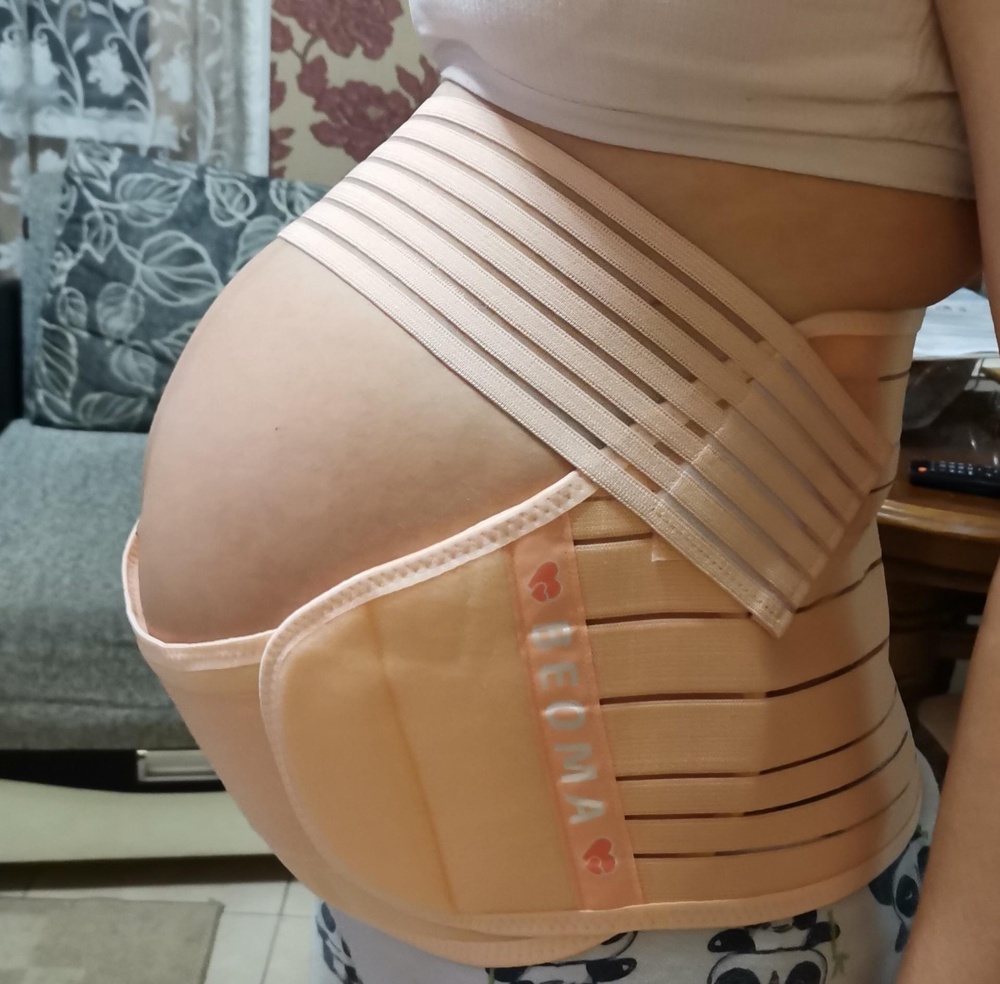 Пришёл быстро, упаковка не нарушена этот бандаж моё спасение стало тяжело стоять у плиты болит поясница, но с бандажем на много легче , так же в нем есть инструкция как пользоваться во время беременности, и как надевать после родов.