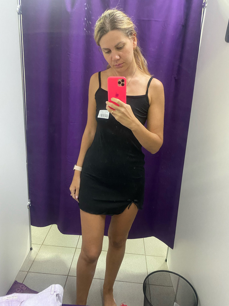 Хорошее качество , приятная к телу . Размер соответсвует .