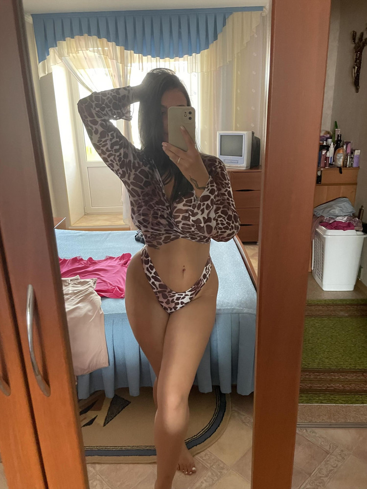 Купальник офигенный😍😍😍 влюбилась с первого взгляда!!! Размер L сел идеально на 46 размер! Восторг!!! Востоооорг!!! 😍😍😍