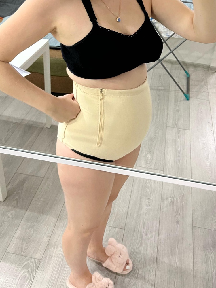 Отличные утягивающие трусы, после кс самое то! Удобные и здорово, что есть застежка внизу , удобно в туалет ходить. Не требуется снимать с живота. Приятное к телу. Хорошо фиксируются, хожу целый день, наночь снимаю. Рекомендую