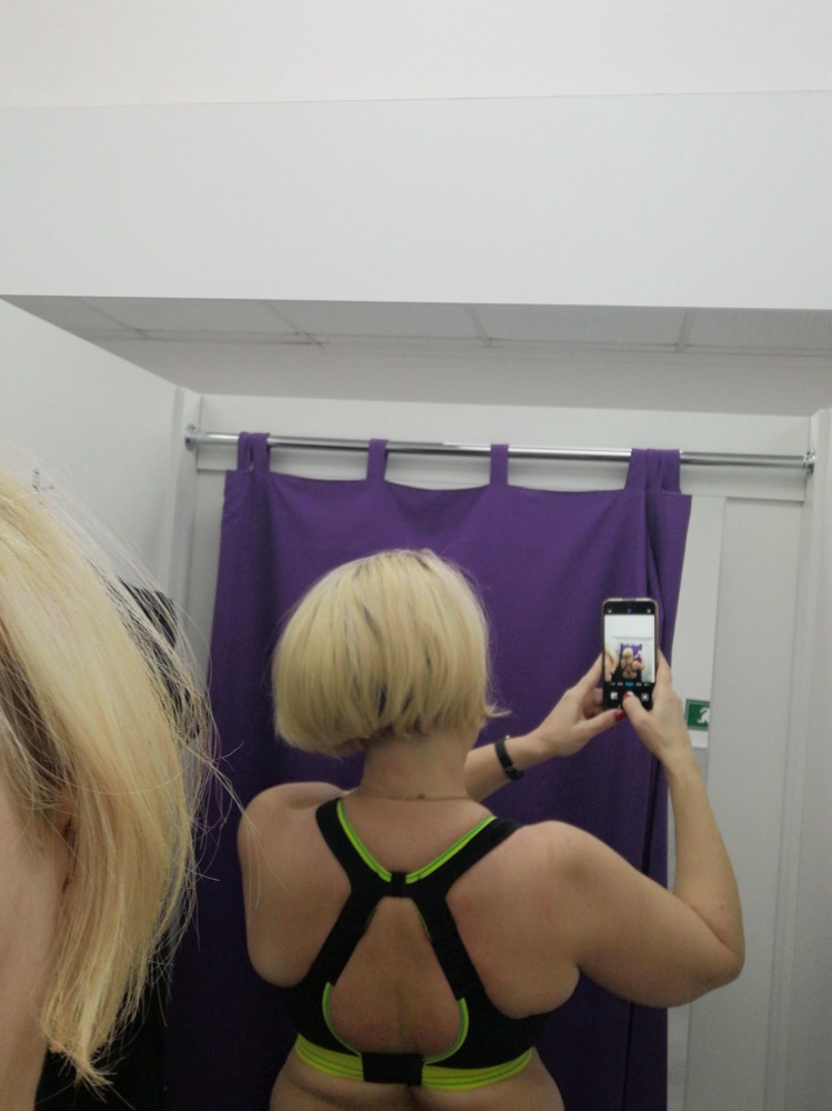 Классный. Наконец то нашла свой фасон. Держит грудь очень хорошо, снижена нагрузка на плечи, руки