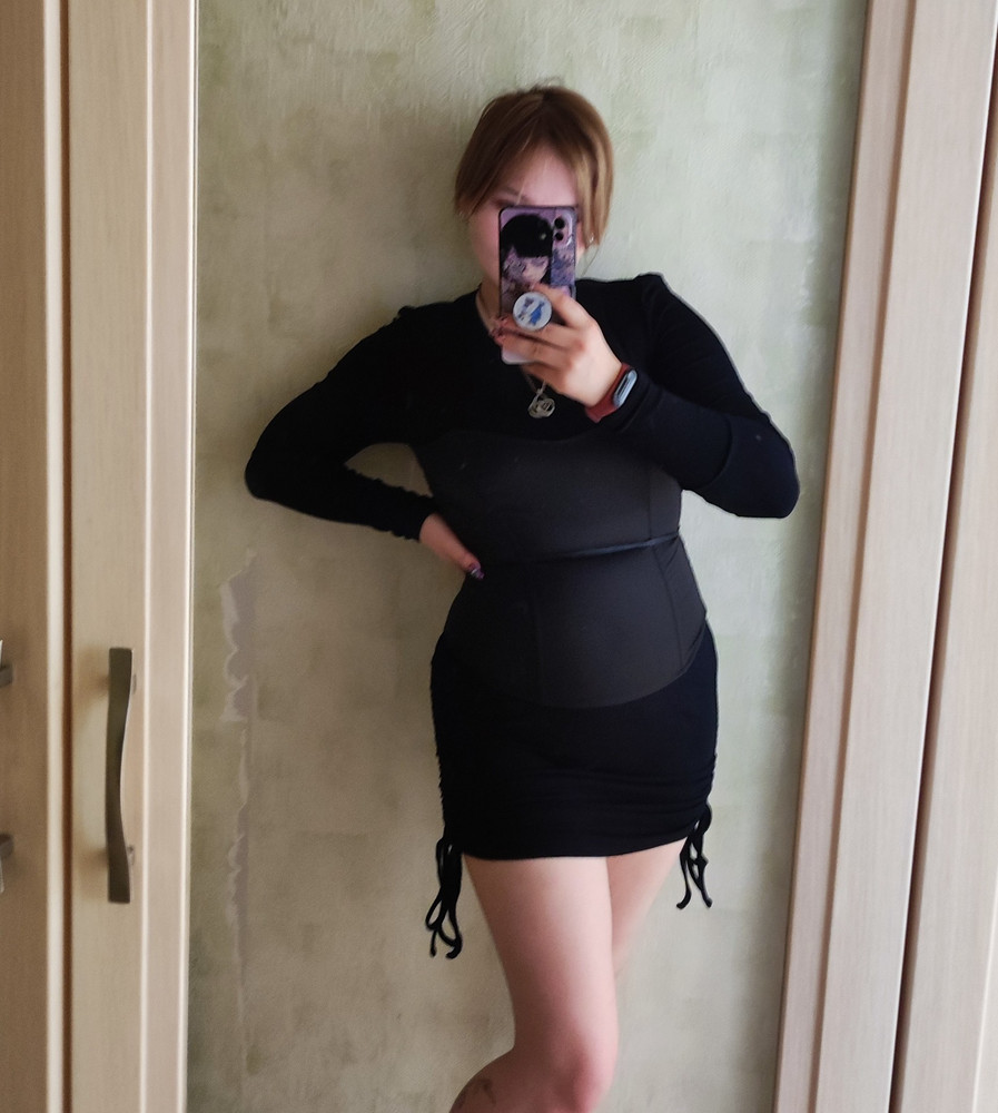 Очень нравится корсет, однако надевать не очень удобно и без помощи не снять)