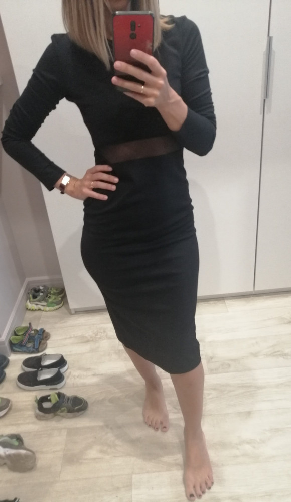 Отличное платье, сидит шикарно