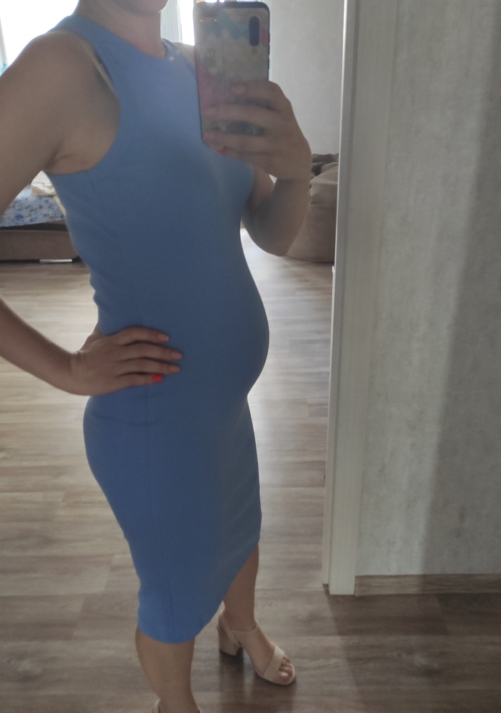 Качество отличное!Для беременных самое оно👍до беременности носила 42,сейчас пять месяцев и взяла 46,сидит хорошо!Этого размера хватит и на животик побольше!На рост 159 чуть длиньше колена.Я довольна,рекомендую🥰