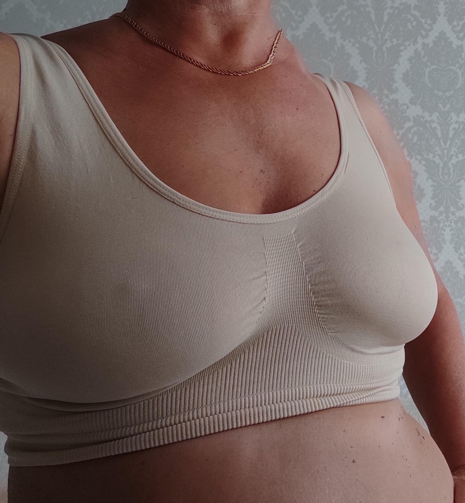 Топ сел идеально, размер соответствует. Все поднял, поставил на место. Идеально!