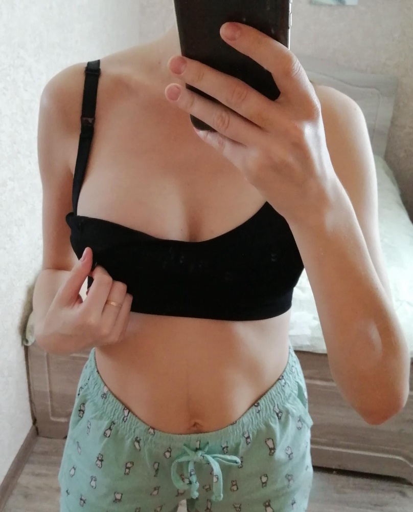 Хороший бюсгалтер, приятная ткань, хорошо держит грудь. Кормить малыша удобно только вытащив чашечки. Я брала размер М,тут все хорошо, а вот если вы обладательница пышной груди, то есть вероятность, что регулировка на лямках будет съезжать. Я отрегулировать, но со временем заметила, что они съехали. Поэтому пышную грудь может не удержать