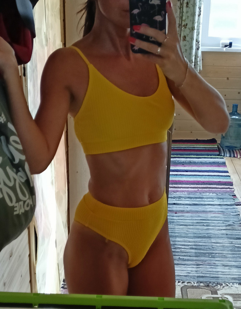 Купальник отличный👍Цвет😍