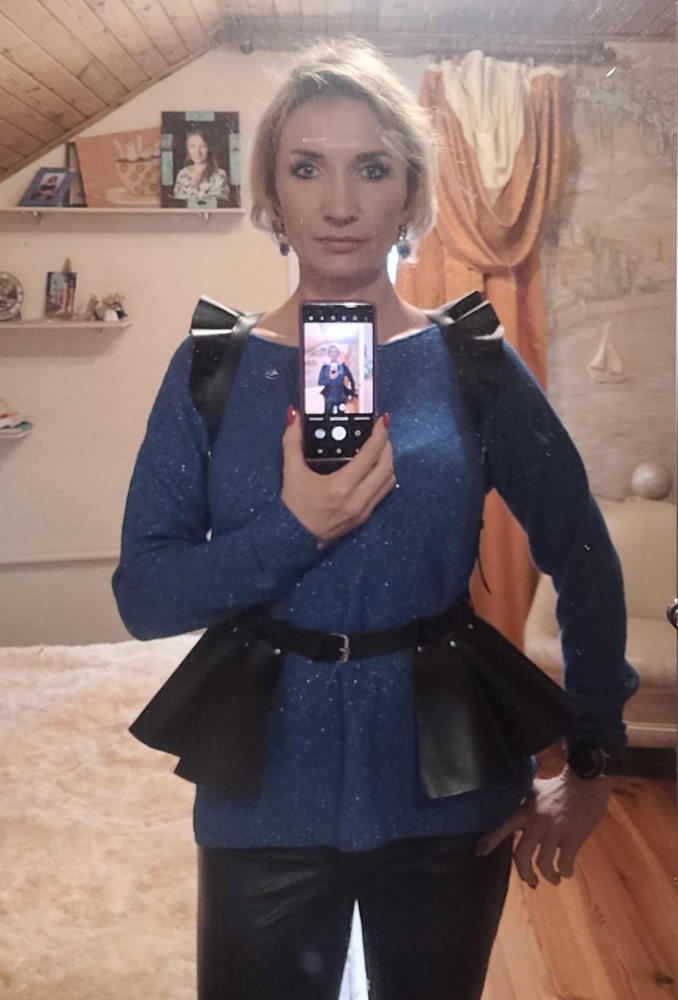 Товар соответствует описанию. Качество отличное. На мой рост 175 и 46 размер, вполне подошла портупея...Рекомендую.