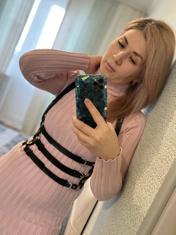 Очень крутая вещь. Качество на высоте!!! Только придётся ещё дырочек доделать. Немного велико. А в целом 🔥🔥🔥