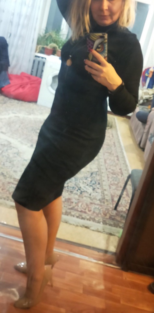 От платья в восторге. Размер взяла ххл. На мой верх 48, низ 50. Нужно хорошее бельё обязательно. Даже в черном цвете видно ньюансы. Но платье восторг😍. Цена качество 🔥