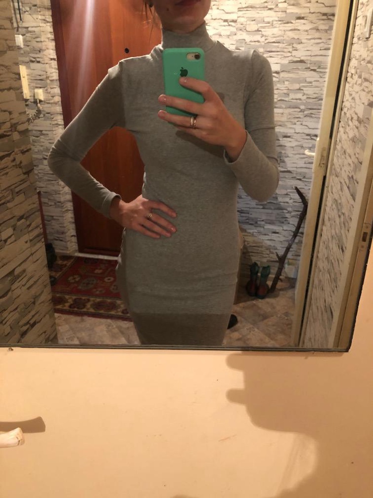 Хорошее платье-лапша! Правда, думала, немного толще будет. Но это не критично, лишнего у меня все равно нет, не подчеркнёт. Мои параметры 92-70-94, рост 174 см. 