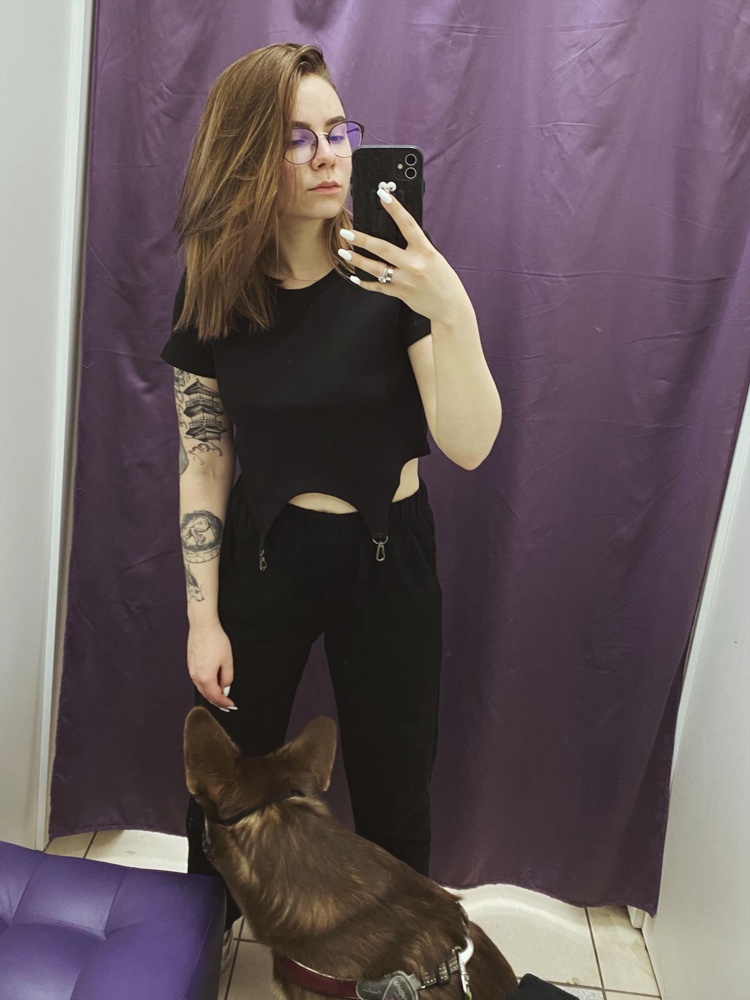 Топ крутой, прислали в хорошей упаковке, что немаловажно:) 