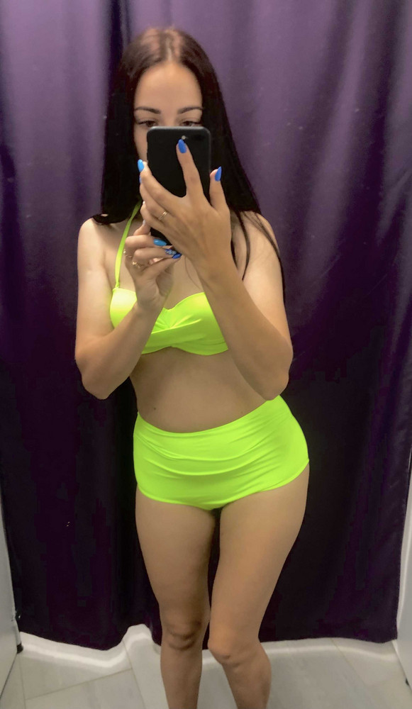 Цвет огонь! Лиф отличный. Но трусы… они подчеркнут все ваши недостатки :( отказ в пользу другой модели 