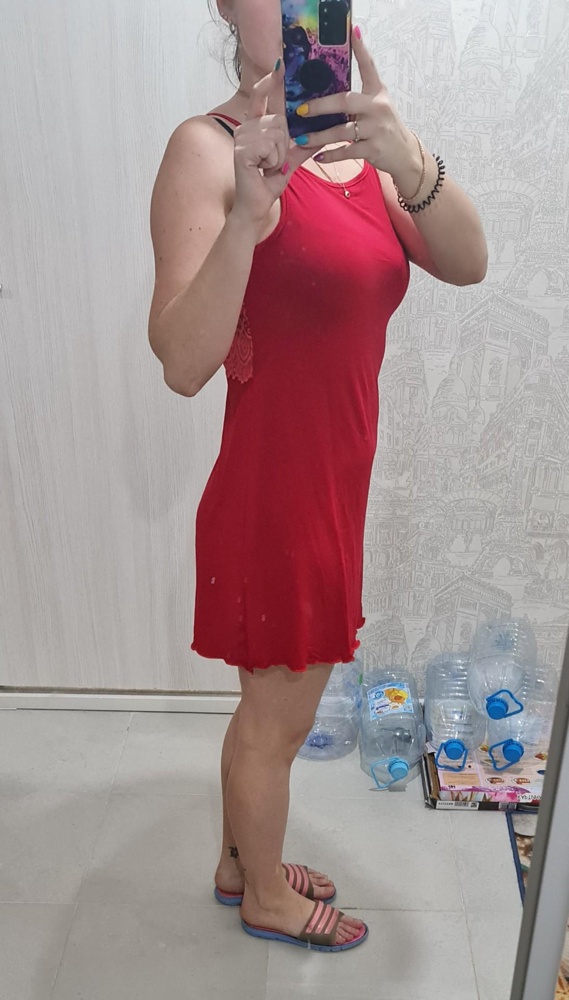 Удобная ночнушка, но быстро растягивается.