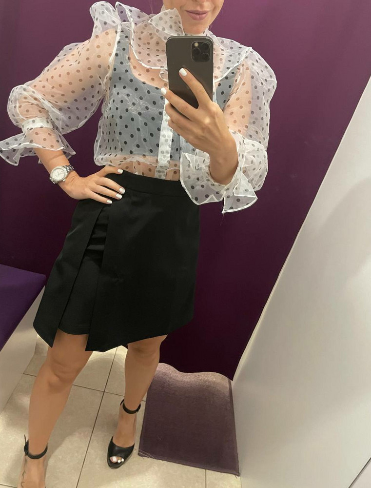 Юбка классная,мне понравилась !Хорошая длина,сидит отлично !