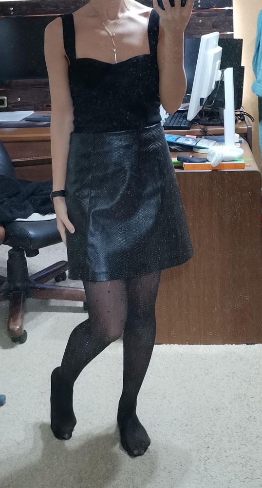 Колготки просто круть👍стильные под тотал блэк.. Под кожаные изделия вообще топчик 👌прочные и не подвержены зацепам 🤞