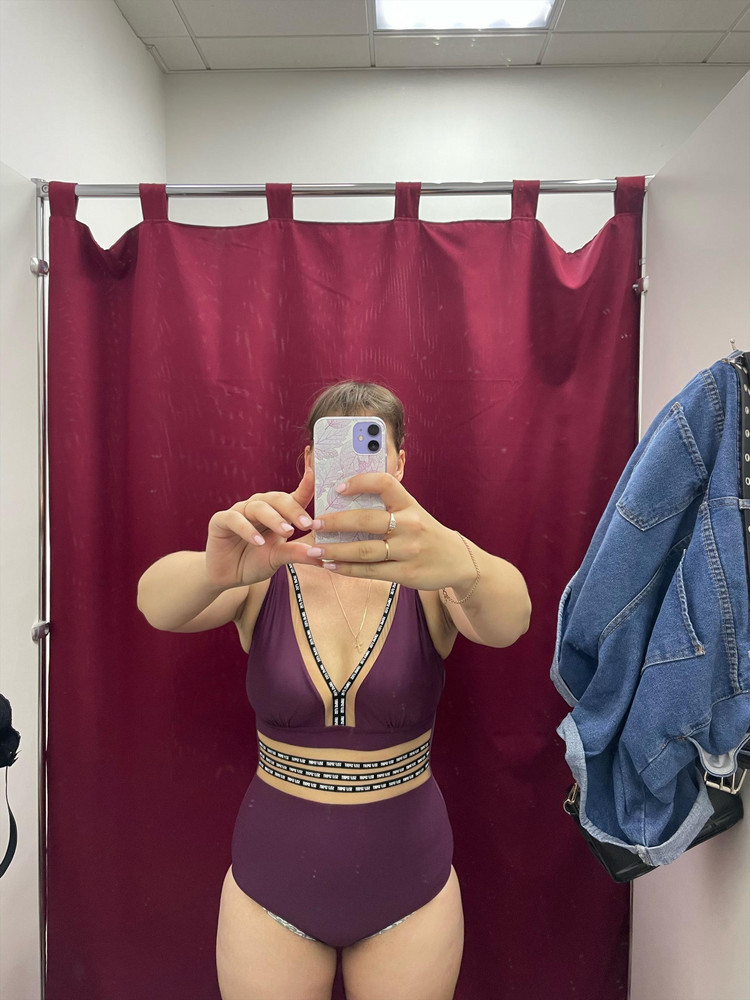 Рост 165. 90-75-105. По размеру подошёл. 