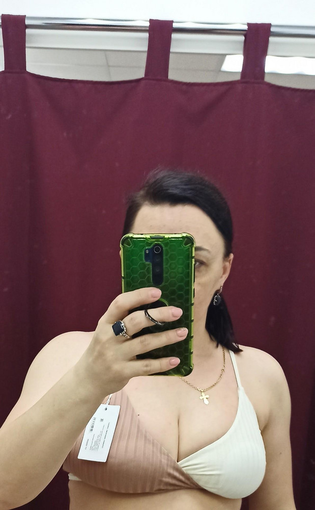 Лиф на маленькую грудь. Пышные формы не держит и приплюскивает. Качество и модель интересные. Но не для моей груди, увы. Возврат!