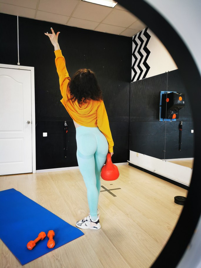 Брала для зала, качество не подвело, думаю возьму потом в другом цвете