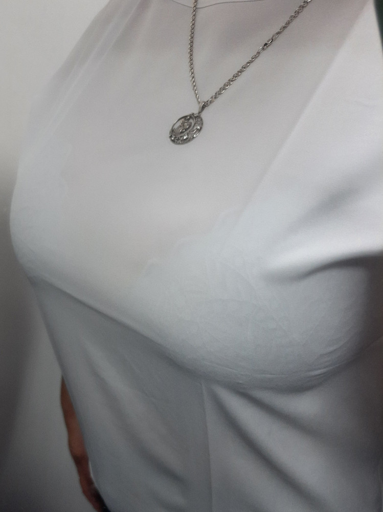 Маломерит, просвечивает