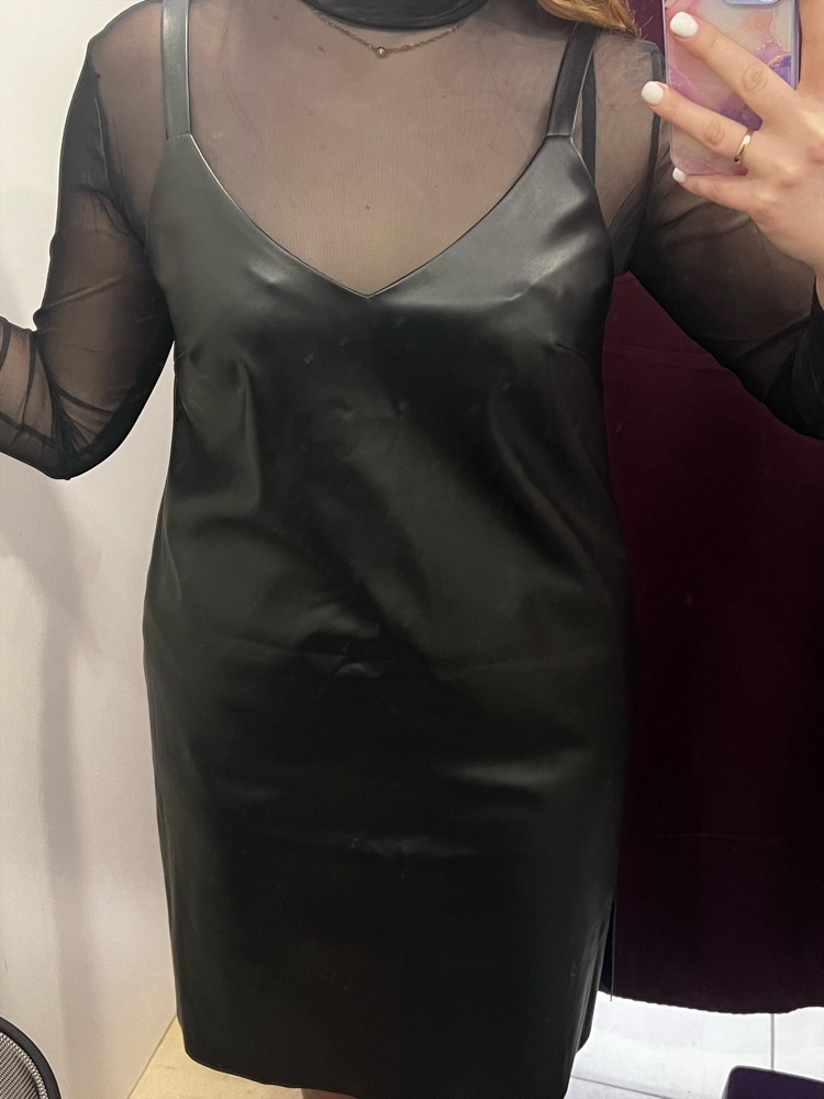 Качественная водолазка, аккуратная, но выбрала другой фасон