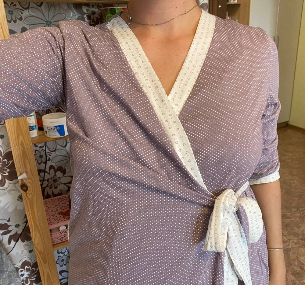 Хороший набор за свою цену, был не грязный, нормально упакован, ничеем лишним не пах, клипса работает, поясок хорошо держится) Цветовое сочетание оч понравилось